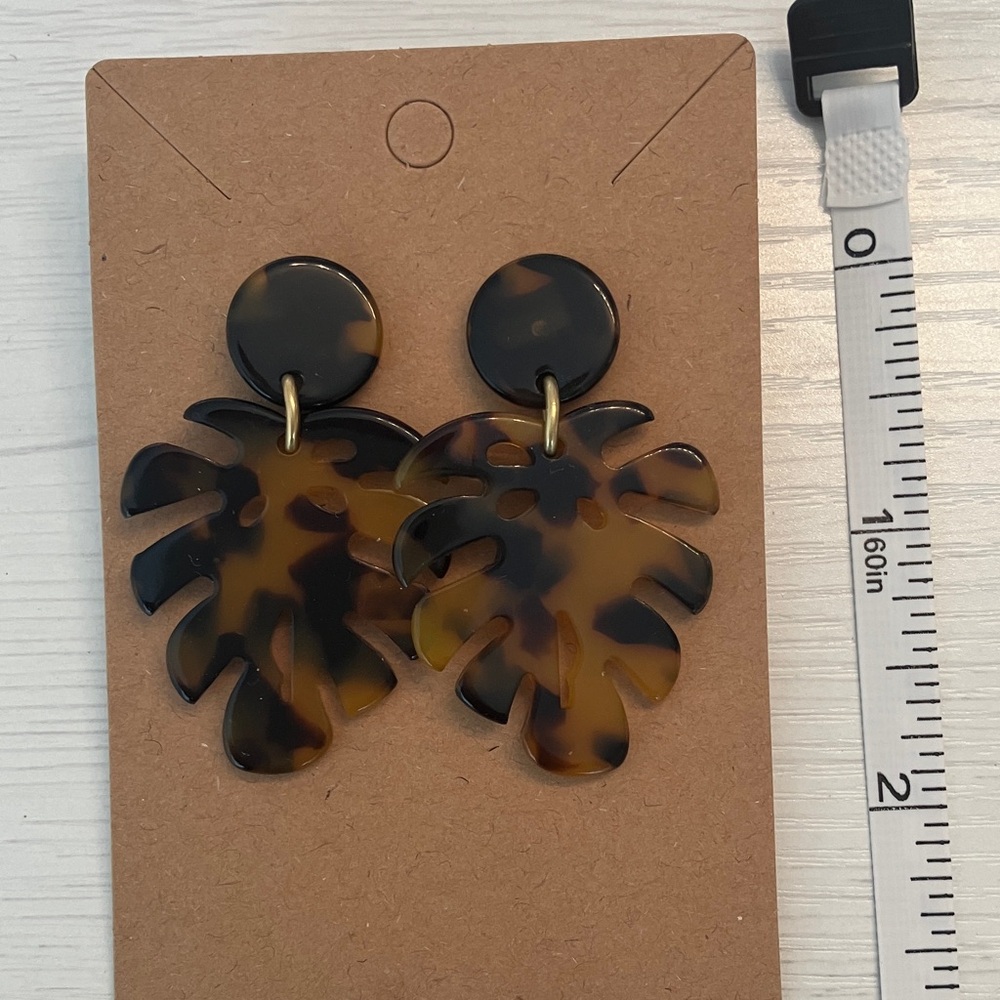 J. Crew Factory Tortoise Leaf Earrings - Picture 5 of 6